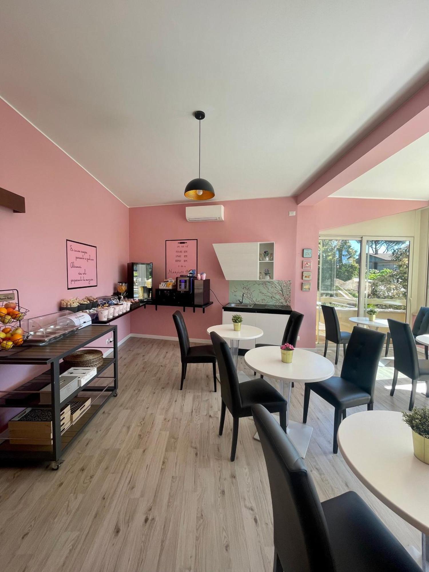 Resort La Magnolia 안치오 외부 사진