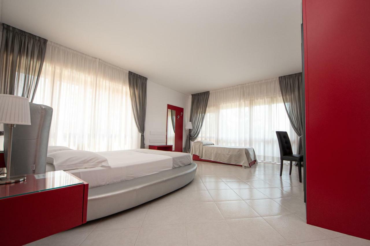 Resort La Magnolia 안치오 외부 사진